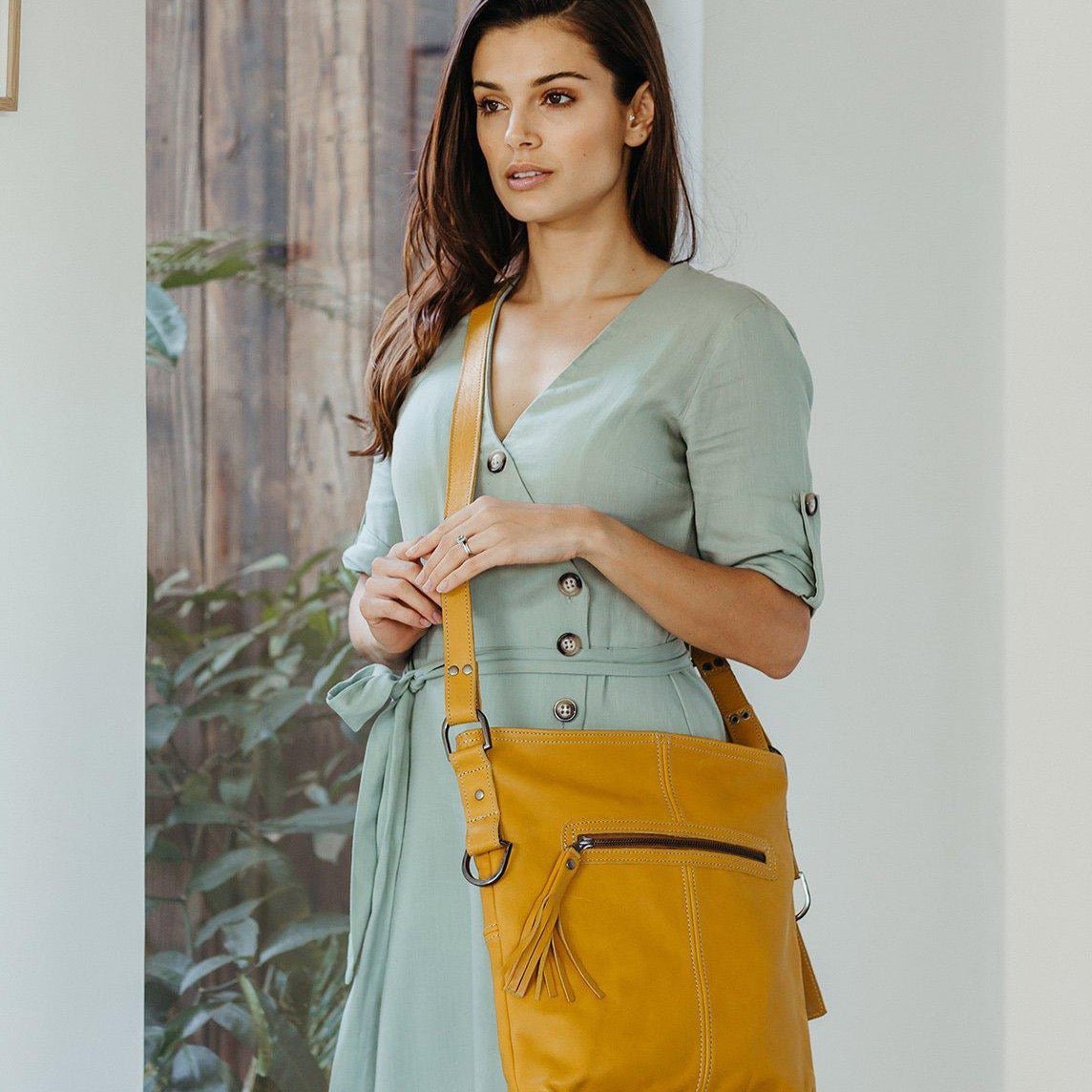 Thandana Messenger Leather Handbag - KaryKase