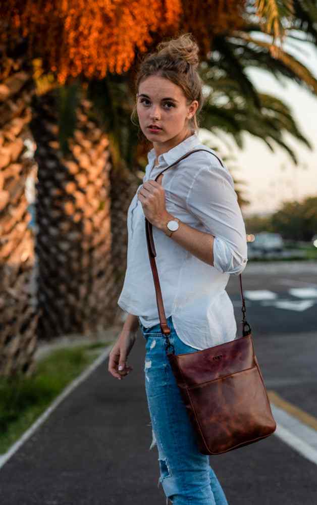 Zemp Boston Cross Body Bag | Red - KaryKase