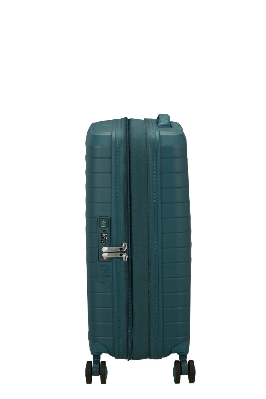 American Tourister Totally Teal