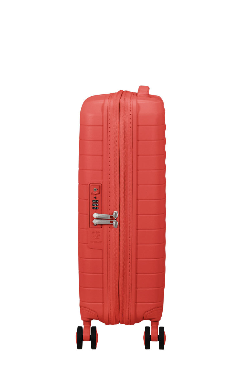 American Tourister Sunset Coral