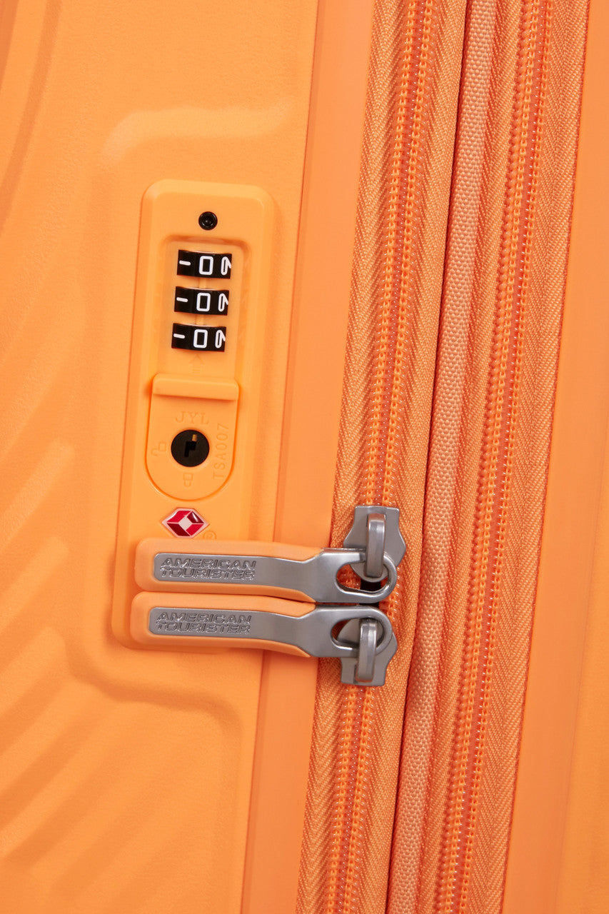 American Tourister Mickey Magic Spinner 55cm - Mickey Peachy Orange - detail 7