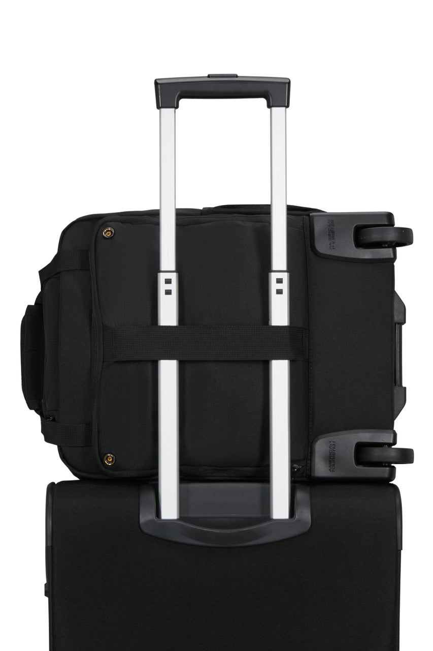 American Tourister Take2Cabin Backpack with Wheels S/M - Black - detail 9