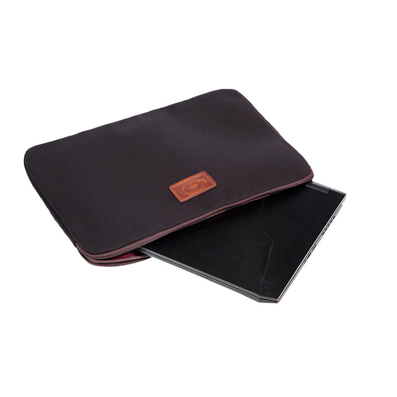 Melvill & Moon Laptop Covers (Large) | Black