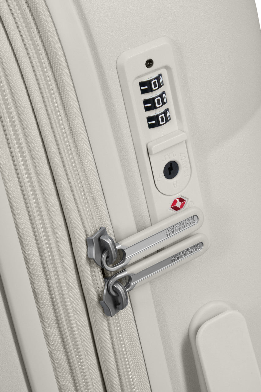 American Tourister Dreami Large Expandable Spinner 77cm - KaryKase