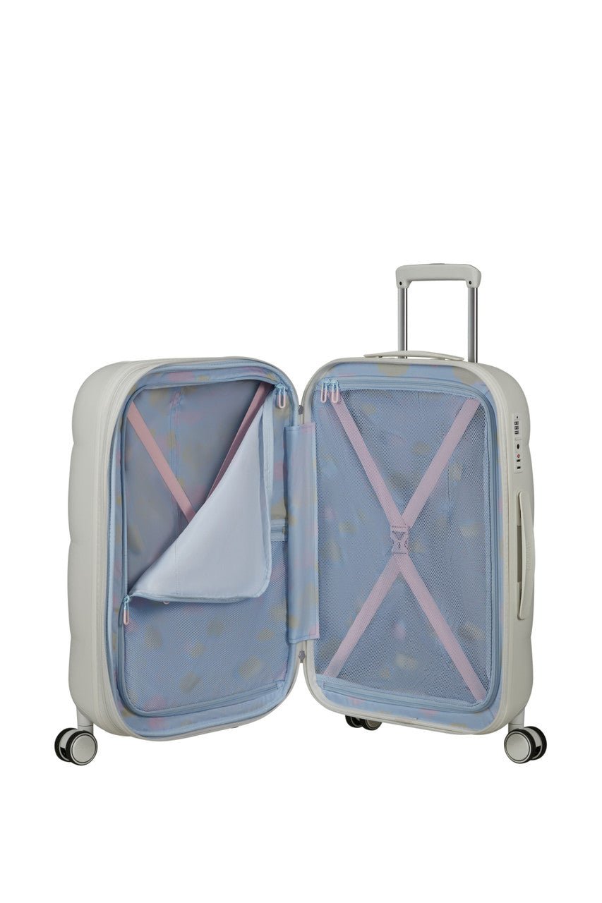 American Tourister Dreami Medium Expandable Spinner 67cm - KaryKase