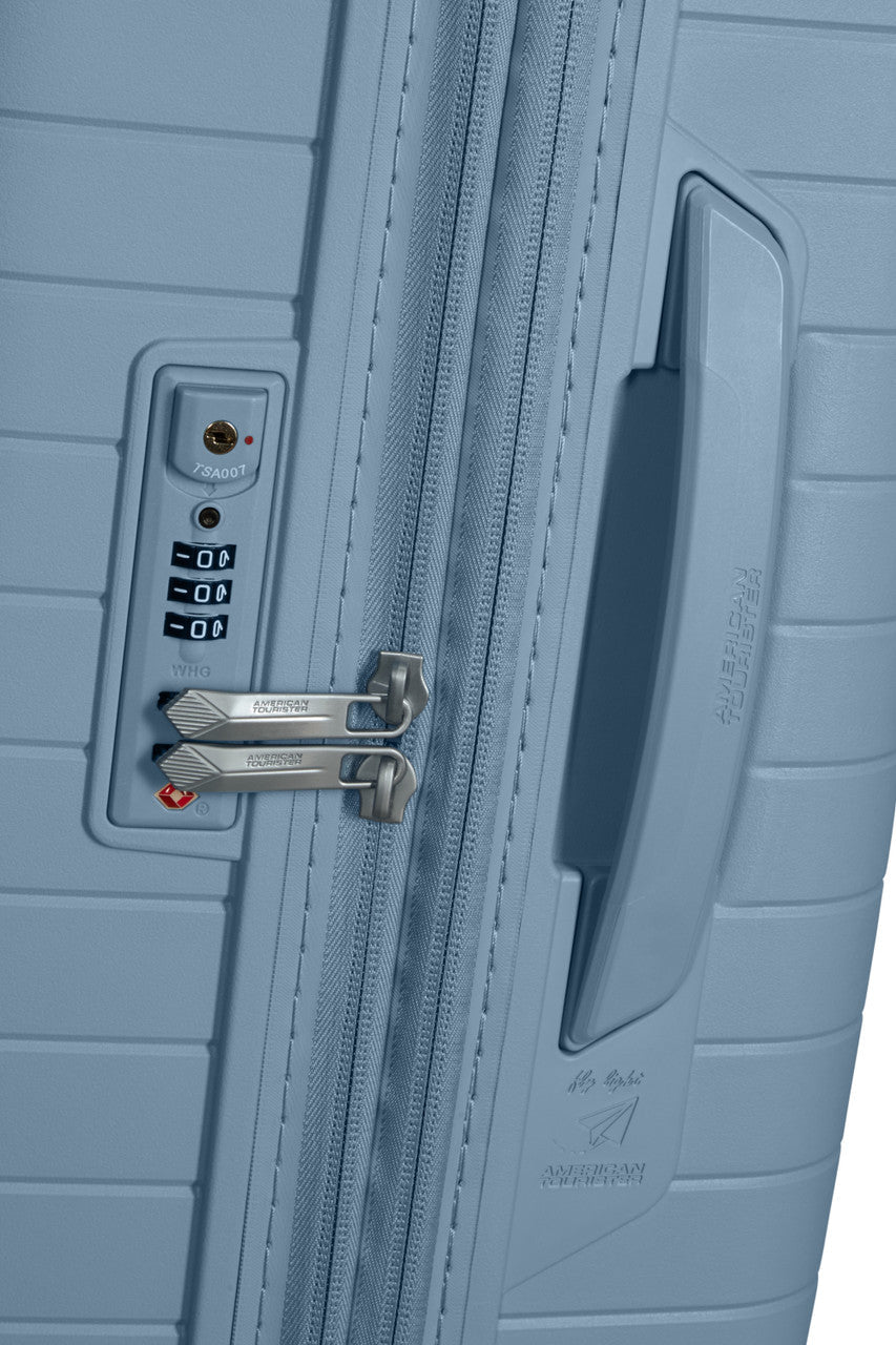 American Tourister FastForward Spinner Expandable 68cm - KaryKase