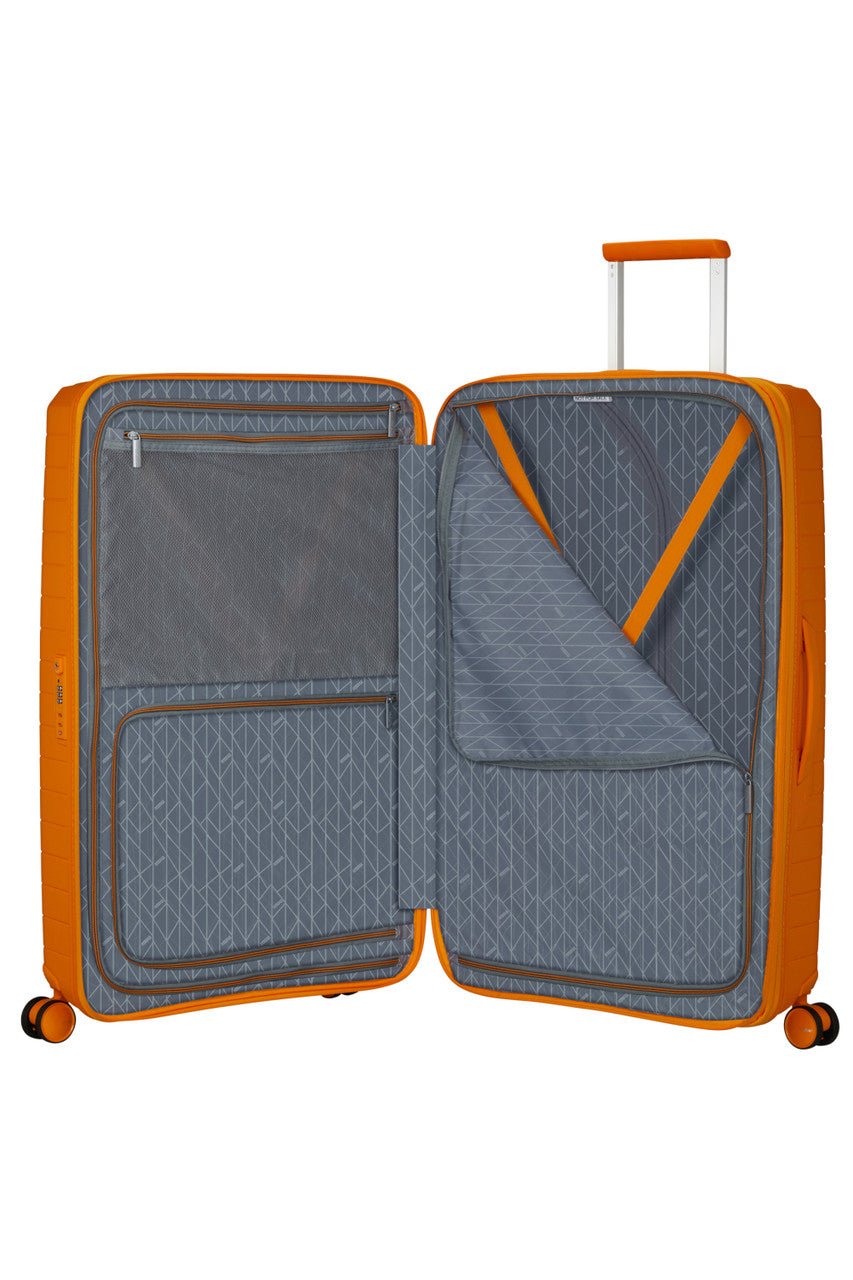 American Tourister FastForward Spinner Expandable 78cm - KaryKase