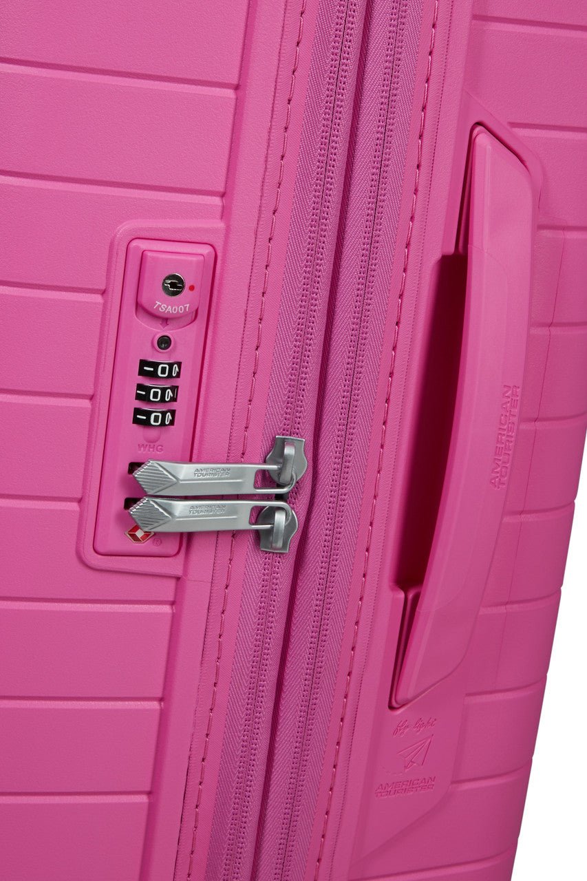 American Tourister FastForward Spinner Expandable 78cm - KaryKase