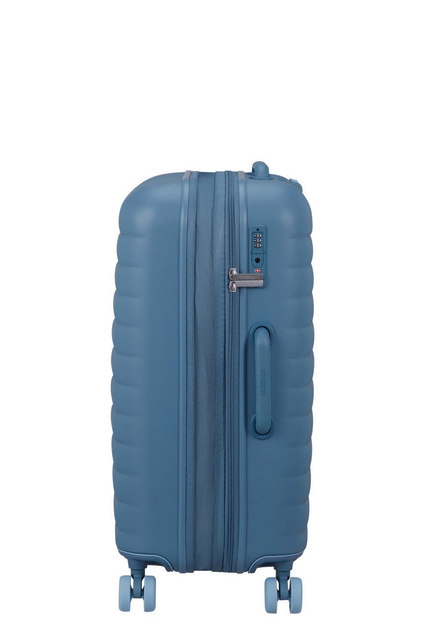American Tourister Neovibe Expandable Spinner 67cm - KaryKase
