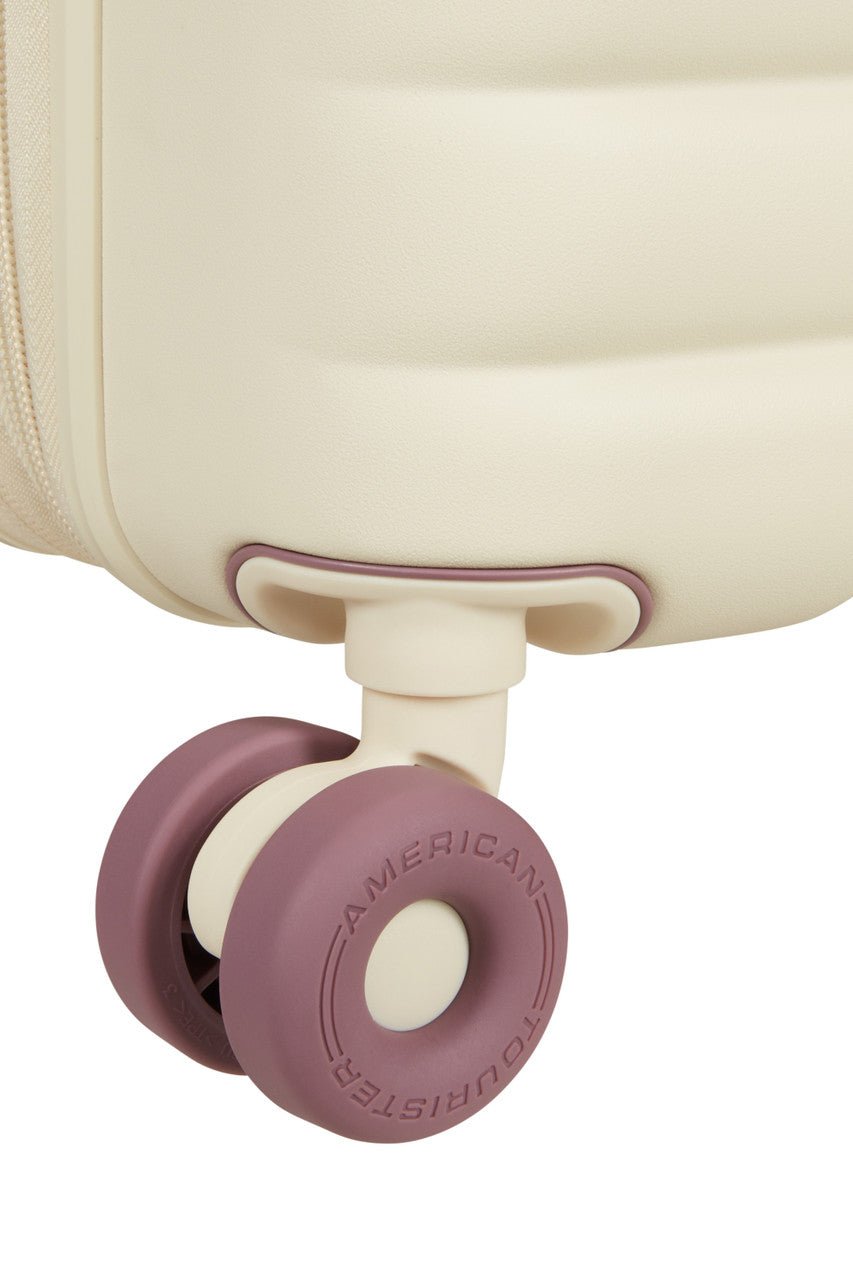 American Tourister Neovibe Expandable Spinner 67cm - KaryKase