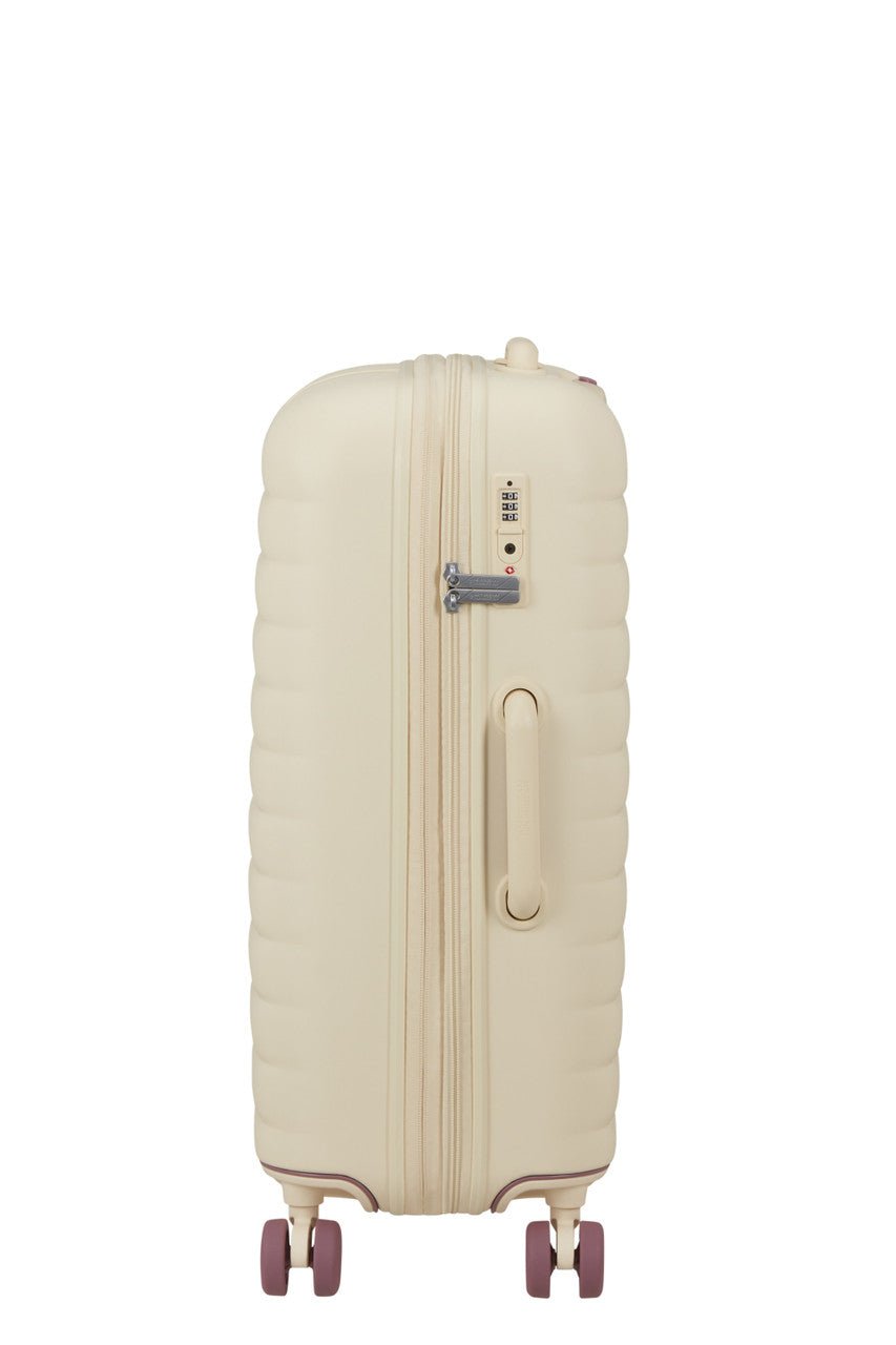 American Tourister Neovibe Expandable Spinner 67cm - KaryKase