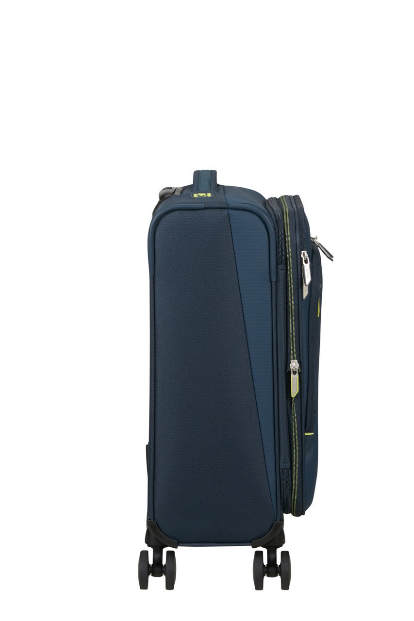 American Tourister Wanderlite Spinner Expandable 55cm - KaryKase