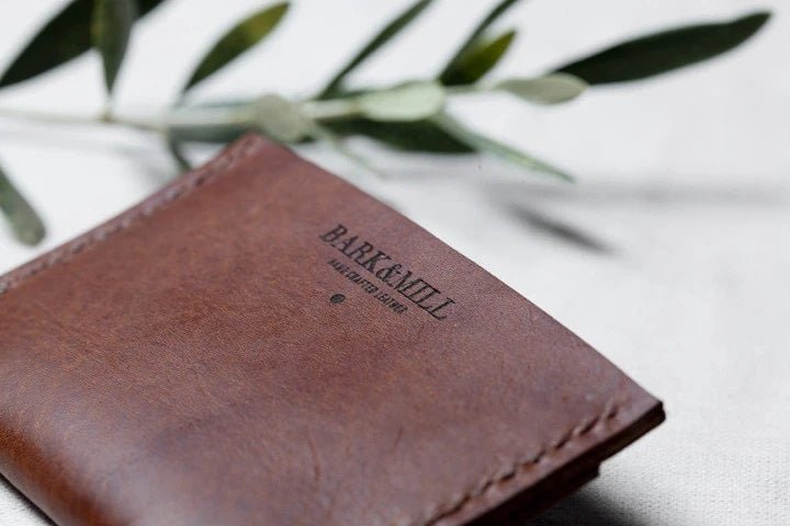 Bark And Mill Card Holder - KaryKase