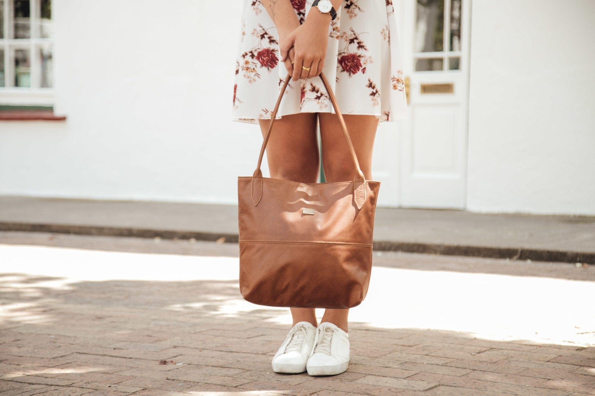 Tan Leather Goods - Ashley Leather Handbag | Pecan - KaryKase