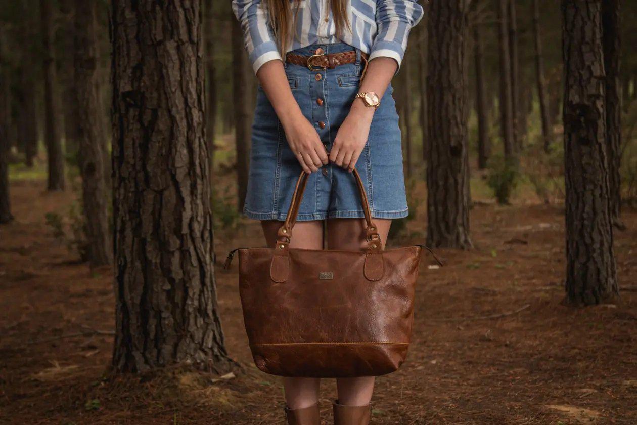 Tan Leather Goods - Daisy Leather Handbag | Toffee - KaryKase