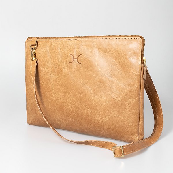 Thandana 15" Leather Laptop Sling Bag - KaryKase