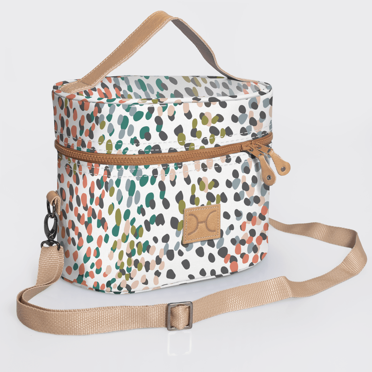 Thandana Laminated Fabric Bougie Vanity Bag | Beige - KaryKase
