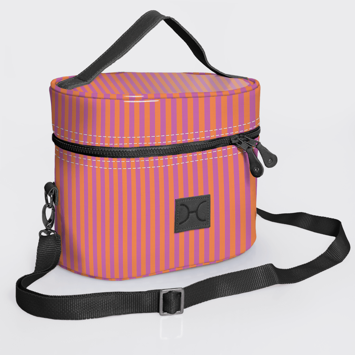 Thandana Laminated Fabric Bougie Vanity Bag | Black - KaryKase