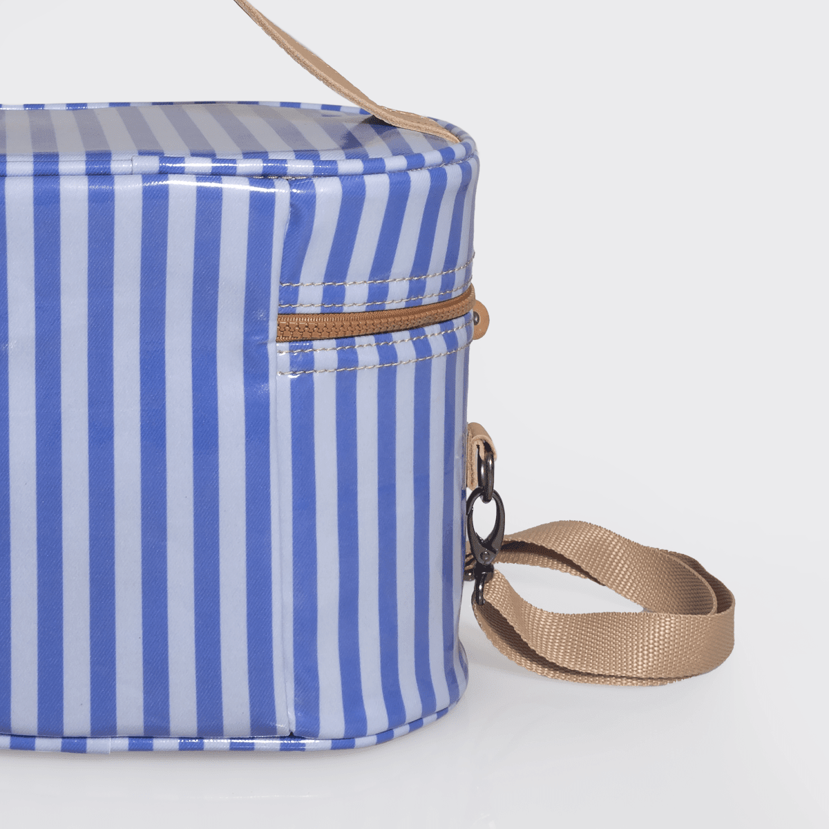 Thandana Laminated Fabric Bougie Vanity Bag | Blue - KaryKase