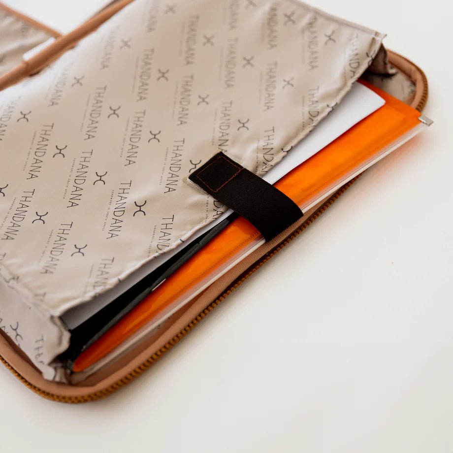 Thandana Laminated Fabric Essential Laptop Bag 15" - KaryKase