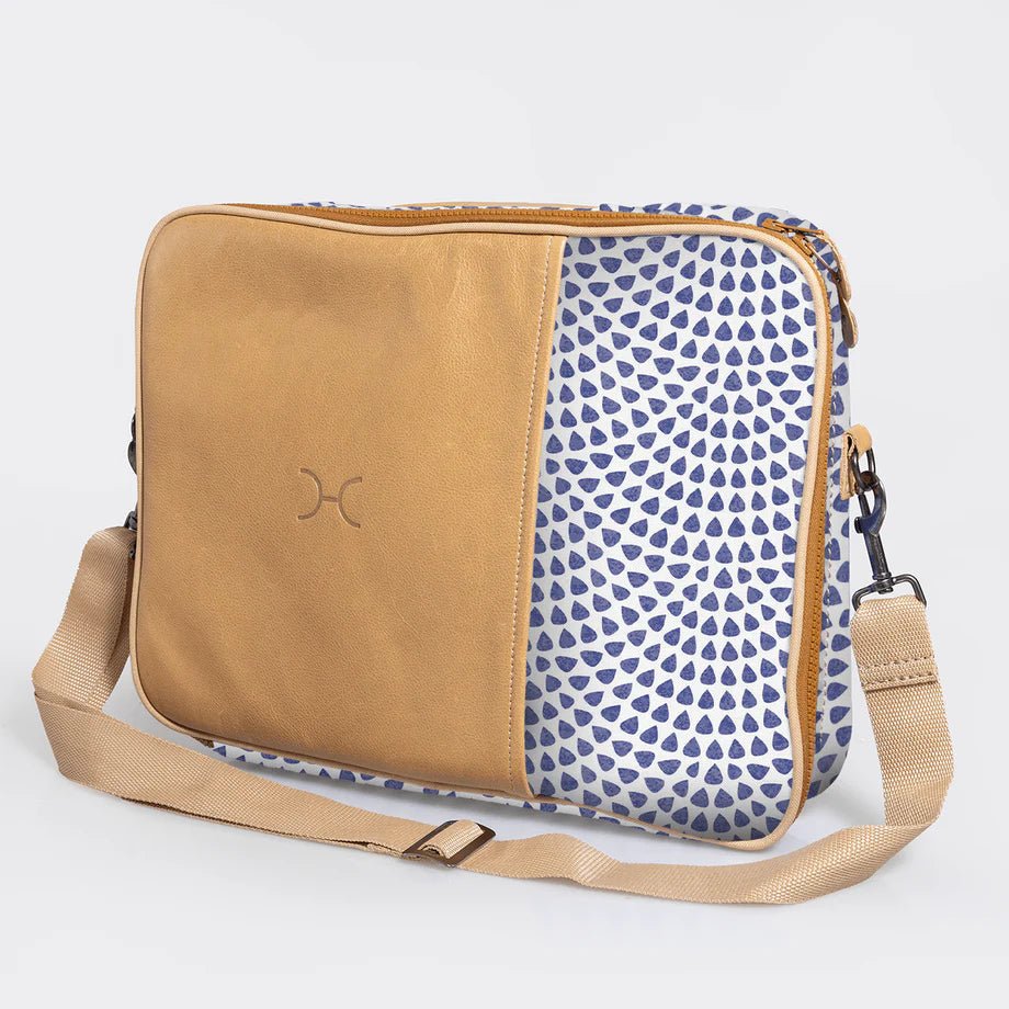Thandana Laminated Fabric Essential Laptop Bag 15" - KaryKase