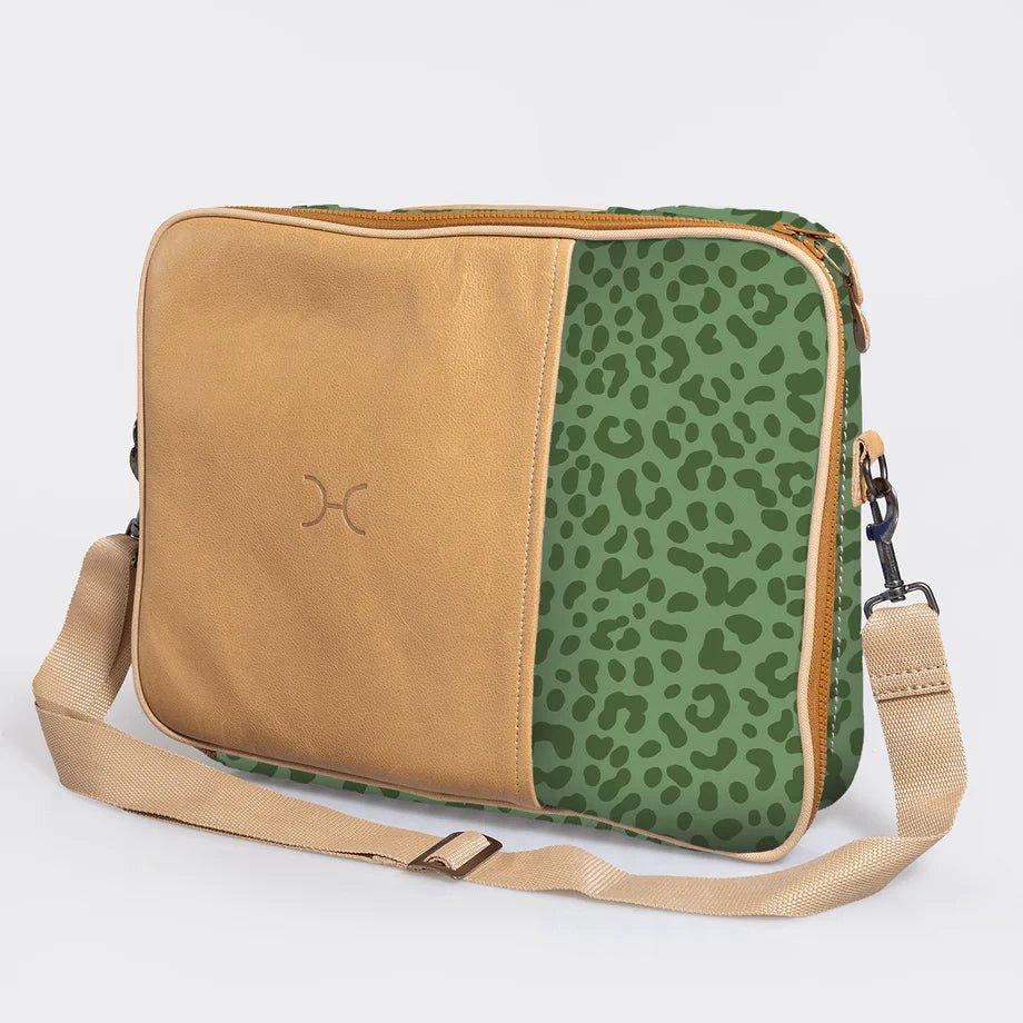 Thandana Laminated Fabric Essential Laptop Bag 15" - KaryKase