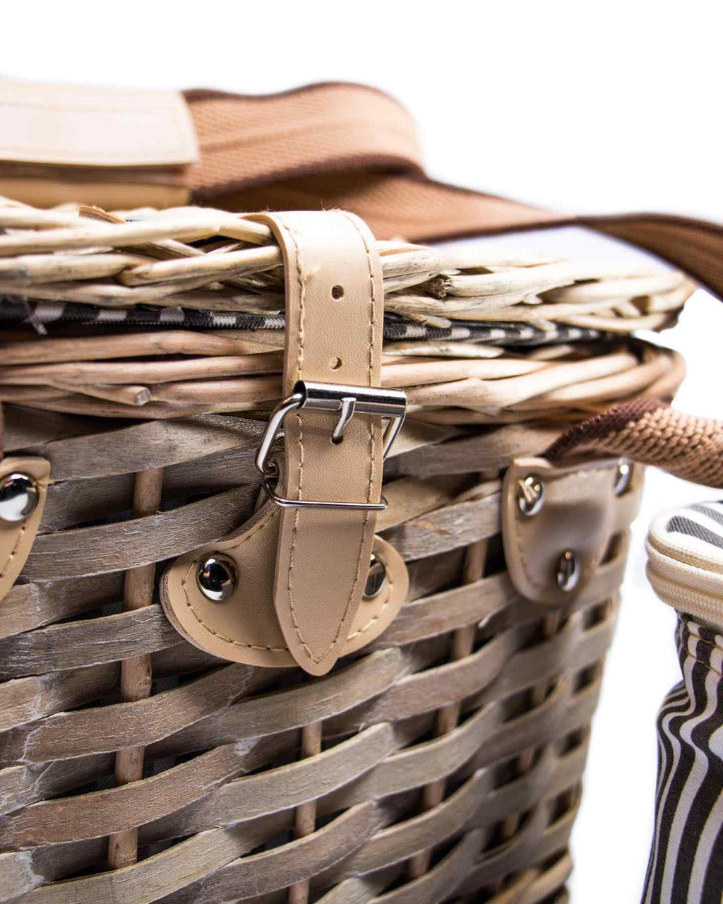 Yuppie Gift Baskets Ivory Picnic Basket - KaryKase