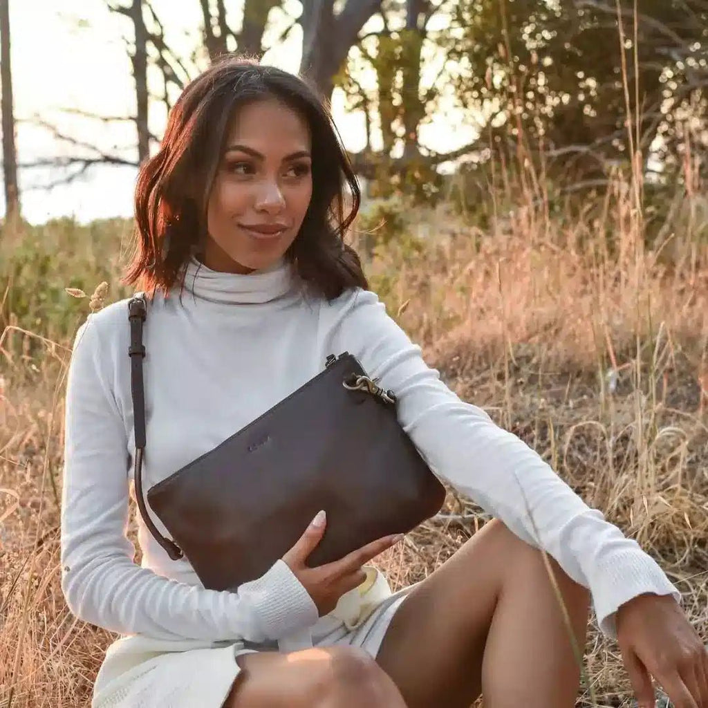 Zemp Amsterdam Sling Cross Body Bag (M) | Coral - KaryKase