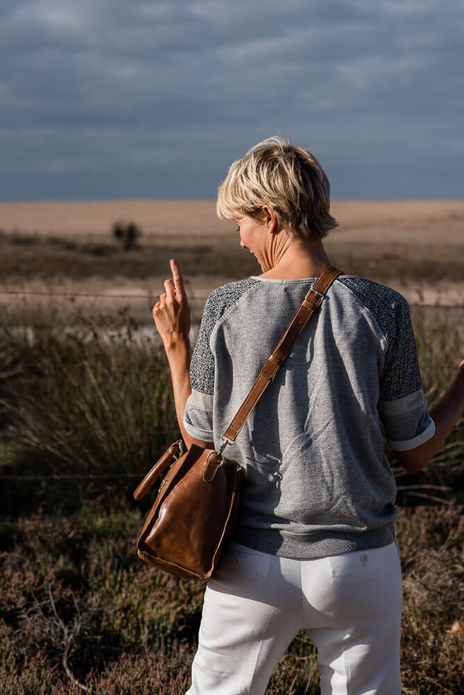 Zemp Bastille Grab and Go Handbag | Waxy Tan - KaryKase