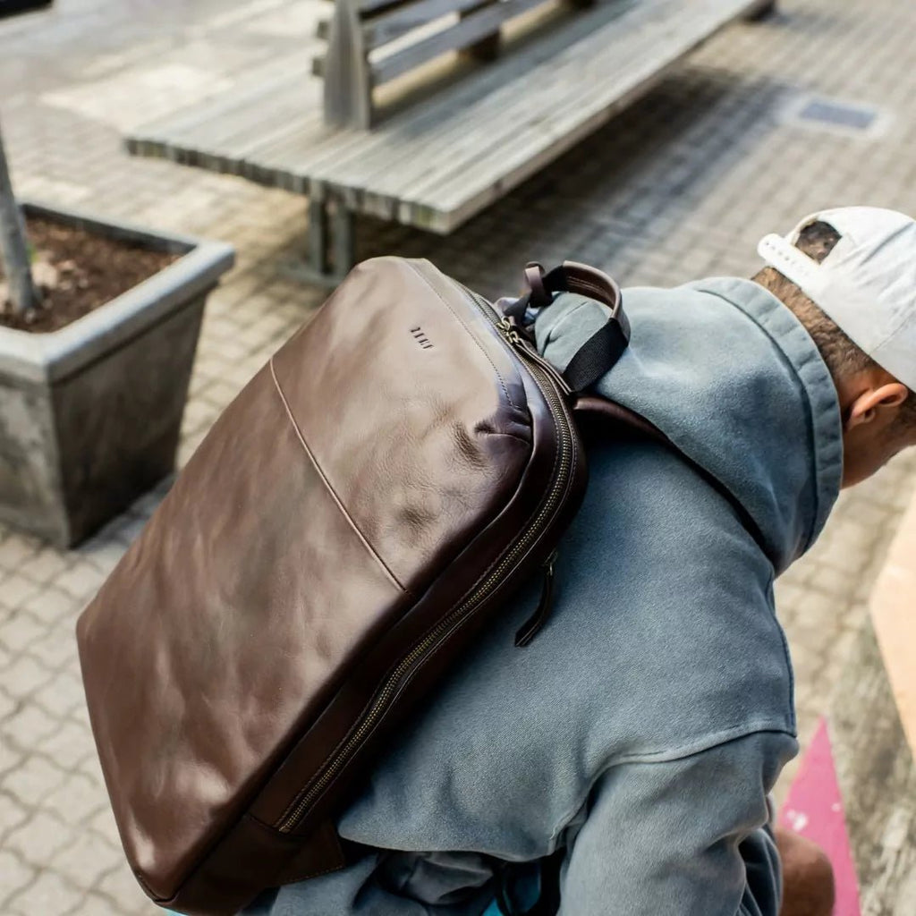 Zemp Charles Leather Backpack (L) | Waxy Caramel - KaryKase