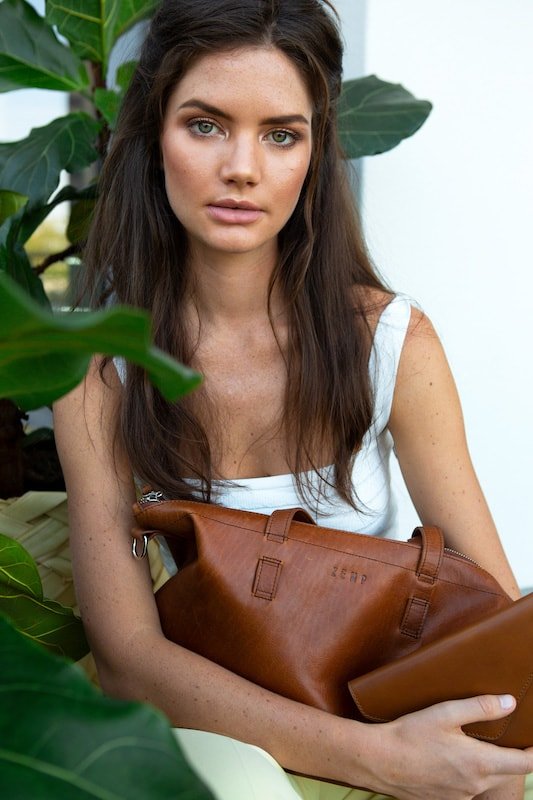 Zemp Molokai On - The - Go Handbag | Chestnut - KaryKase